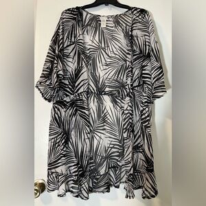 Dotti Monochrome Tropical Print Dress